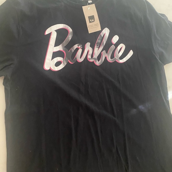 Barbie - Picture 3 of 5